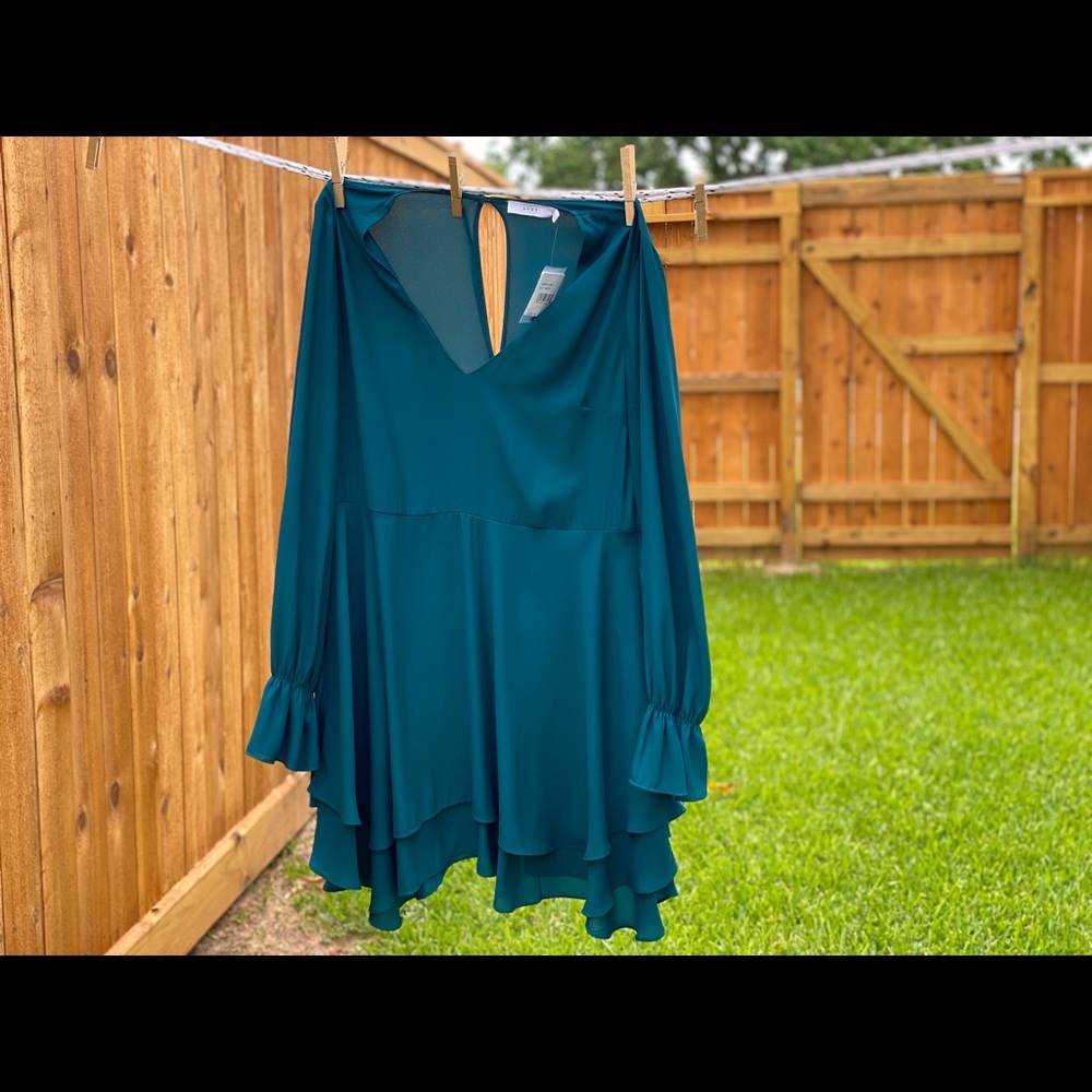 Brand new!!!Beautiful green peasant dress .
